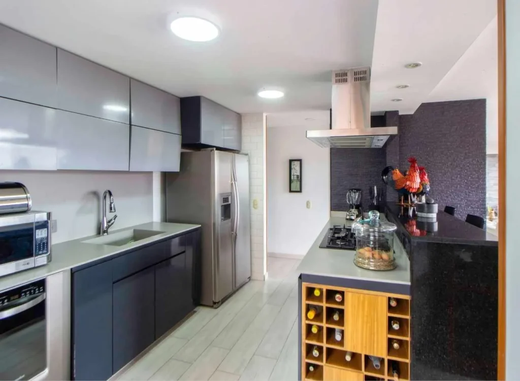 hpl-kitchen-cabinets-in-Abu-Dhabi