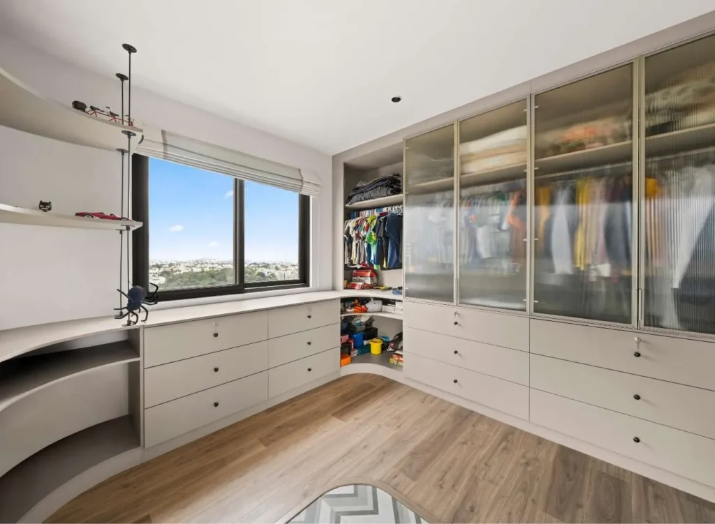 glass wardrobe in abu dhabi